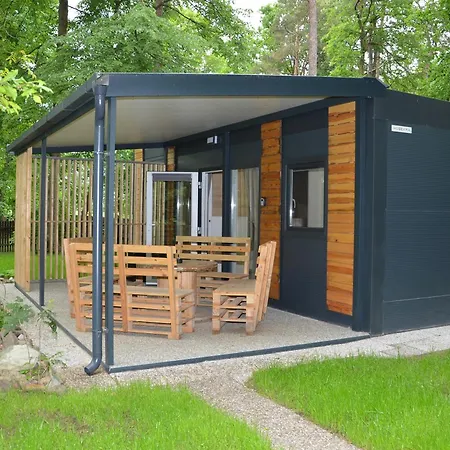 Emina Hiska Сasa de vacaciones *